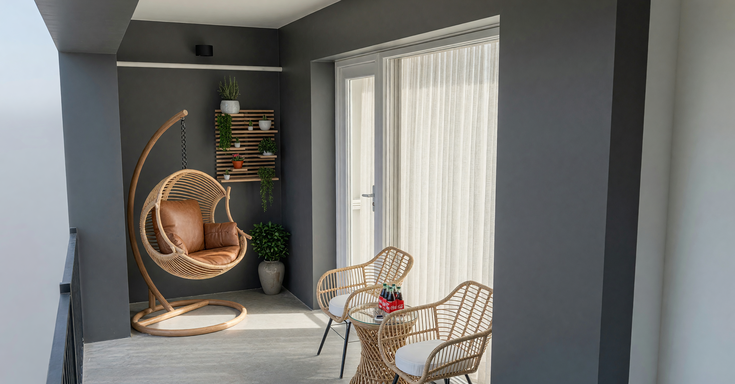 Logie — Apartament cu open space și nișă de dormit